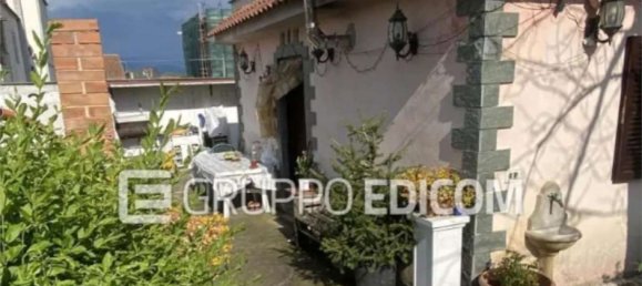 3 rooms Apartment in Rome, Italy No. 189084 10