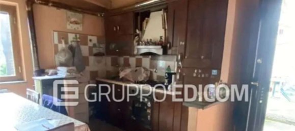 3 rooms Apartment in Rome, Italy No. 189084 12