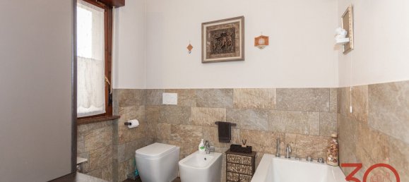 Apartamento T4 em Mozzate, Italy N.º 329762 33