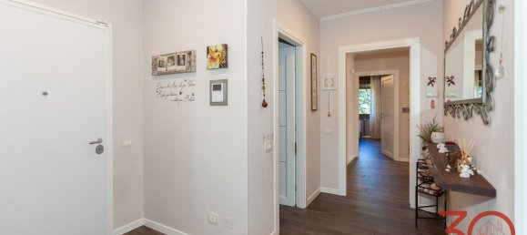 Apartamento T4 em Mozzate, Italy N.º 329762 20