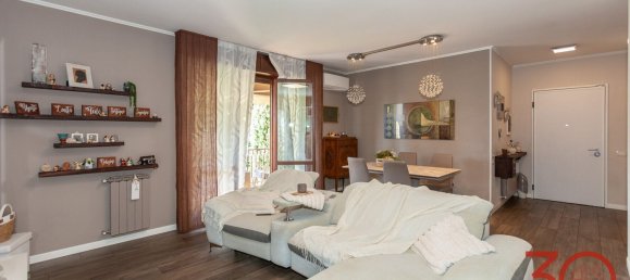 Apartamento T4 em Mozzate, Italy N.º 329762 7