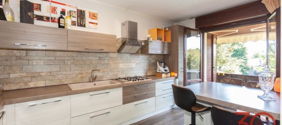 Apartamento T4 em Mozzate, Italy N.º 329762 14