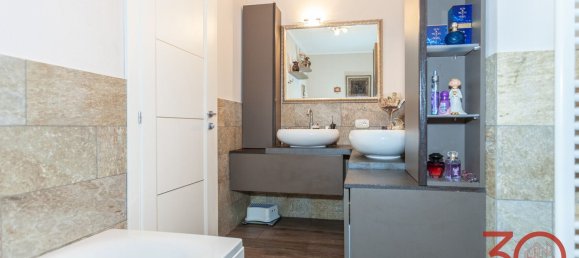 Apartamento T4 em Mozzate, Italy N.º 329762 37