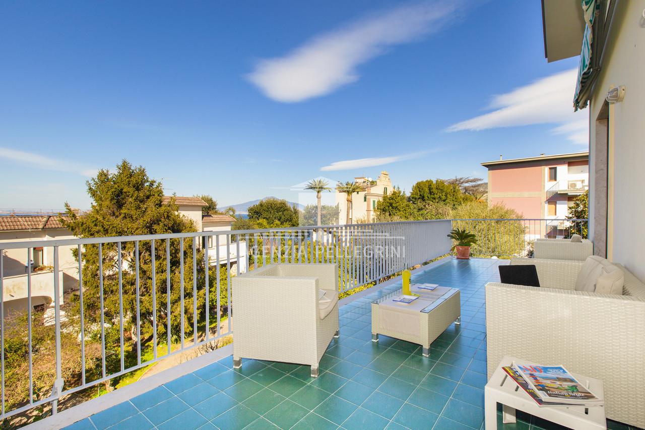 3 rooms Apartment in Vicenza, Italy No. 230791