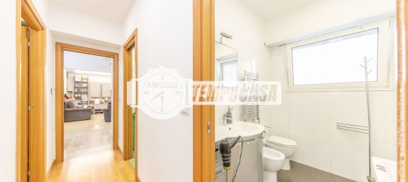 4 bedrooms Apartment in Rome, Italy No. 325102 28