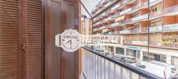 4 bedrooms Apartment in Rome, Italy No. 325102 19