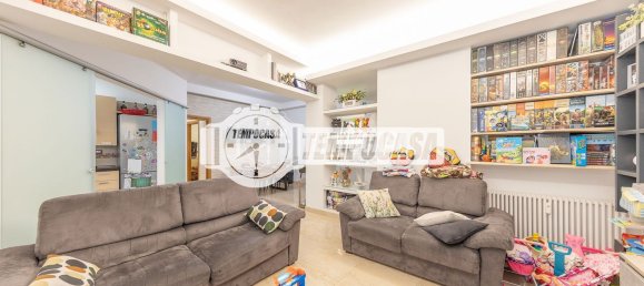 4 bedrooms Apartment in Rome, Italy No. 325102 8
