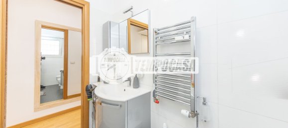 4 bedrooms Apartment in Rome, Italy No. 325102 30