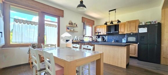 8 Schlafzimmer Haus in Cavaso del Tomba, Italy, Nr. 381674 2