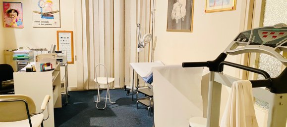 3 rooms Office in Rome, Italy No. 177350 3