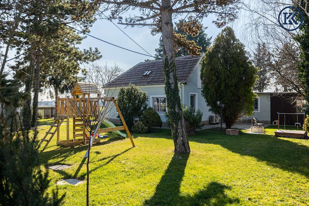 3 bedrooms Bungalow in Vienna, Austria No. 2145