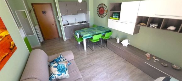 3 rooms Apartment in Porto Sant'Elpidio, Italy No. 121763 6