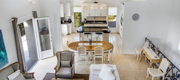 5 bedrooms Villa in Mougins, France No. 1713 2