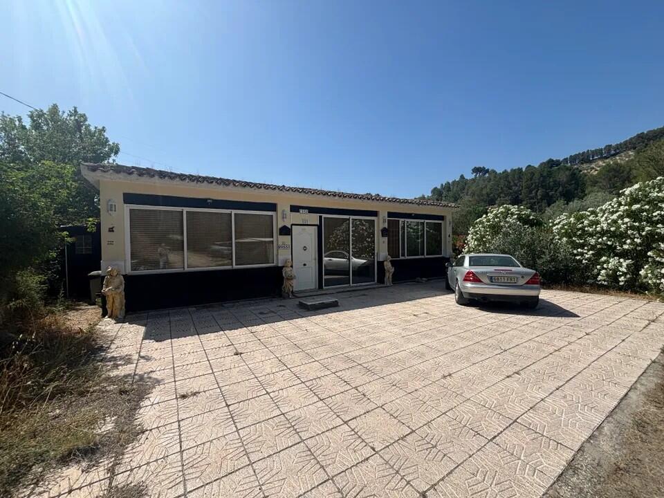 4 bedrooms House in Cocentaina, Spain No. 163628