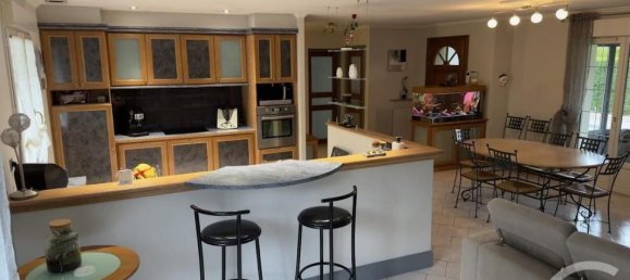 4 chambres Maison à Saint-Lyé, France No. 38609 5