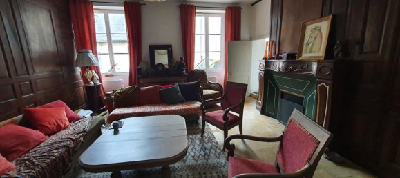 Casa de 9 dormitorios en Chateau-Renault, France No. 225837 10