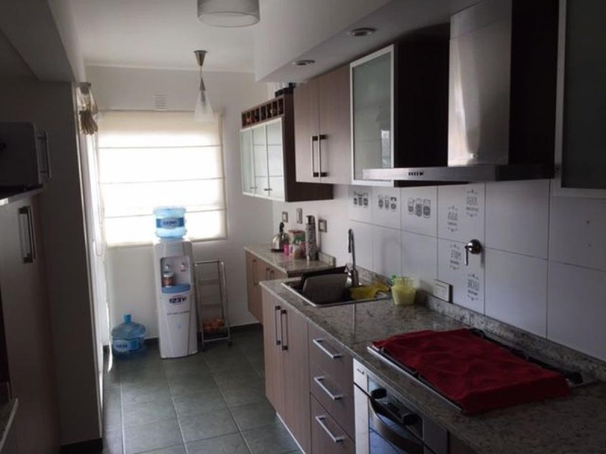 3 bedrooms Apartment in Lomas de Zamora, Argentina No. 97226