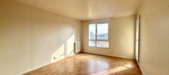 1 bedroom Apartment in Courbevoie, France No. 125666 3