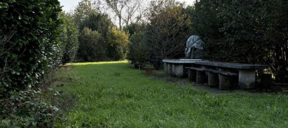 4 rooms House in Colorno, Italy No. 234919 10