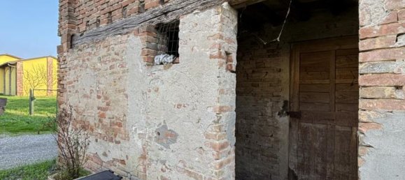 4 rooms House in Colorno, Italy No. 234919 5