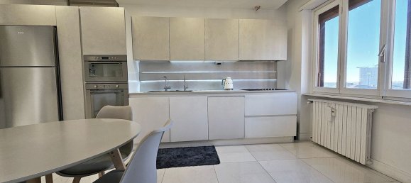 5-Zimmer Wohnung in Rome, Italy, Nr. 48550 16