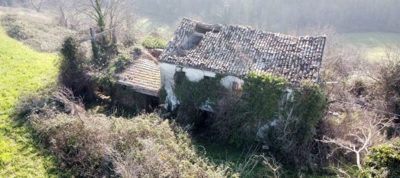 Дом с 8 комнатами в Монтефельчино, Италия № 143784 15