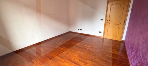 Apartamento de 3 habitaciónes en Bologna, Italy No. 98418 8