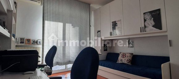 2 bedrooms Apartment in Genoa, Italy No. 250921 4