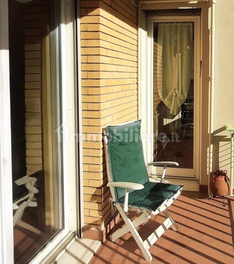 2 bedrooms Apartment in Genoa, Italy No. 250921