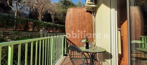 2 bedrooms Apartment in Genoa, Italy No. 250921 11