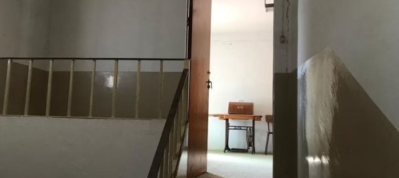 Edifício em Tarragona, Spain 690 m² N.º 190155 6