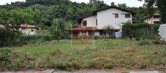 118m² Commercial property in Cittiglio, Italy No. 312027 3