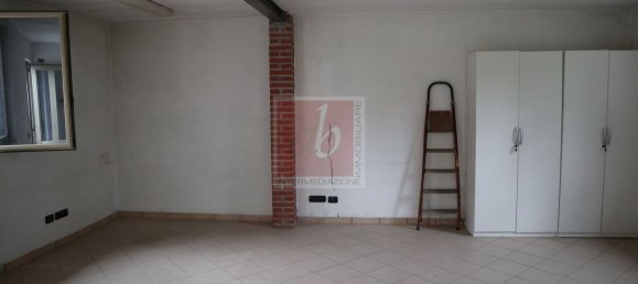118m² Commercial property in Cittiglio, Italy No. 312027 11