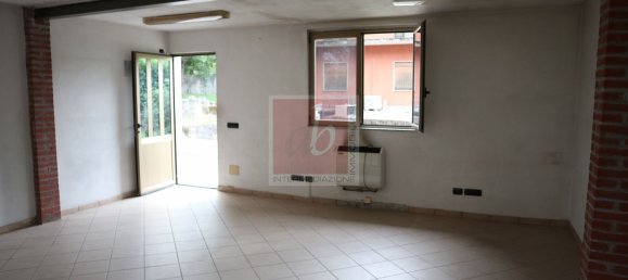 118m² Commercial property in Cittiglio, Italy No. 312027 10