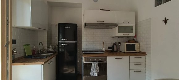 3 rooms Apartment in Turin, Italy No. 284478 8