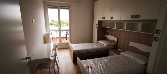 2 bedrooms Apartment in Milan, Italy No. 276172 23