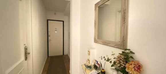 Дом с 5 комнатами в Помпеи, Италия № 158670 6