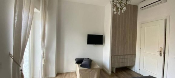 Дом с 5 комнатами в Помпеи, Италия № 158670 26