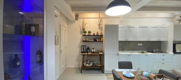 Дом с 5 комнатами в Помпеи, Италия № 158670 18