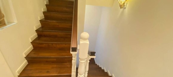 Дом с 5 комнатами в Помпеи, Италия № 158670 48