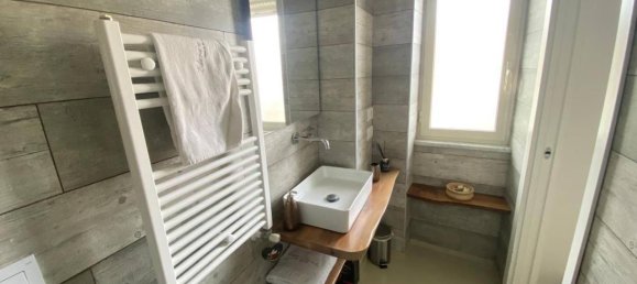 Дом с 5 комнатами в Помпеи, Италия № 158670 33