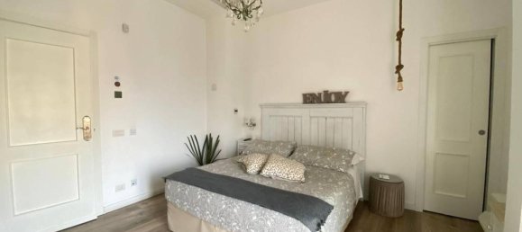 Дом с 5 комнатами в Помпеи, Италия № 158670 28