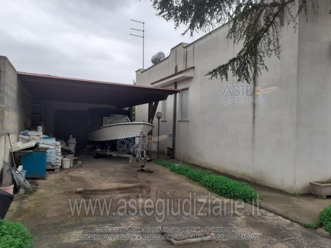 8-Zimmer Wohnung in Taranto, Italy, Nr. 35478