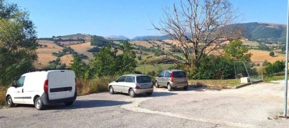 Земельный участок 1580м² в Камерино, Италия № 373445 10