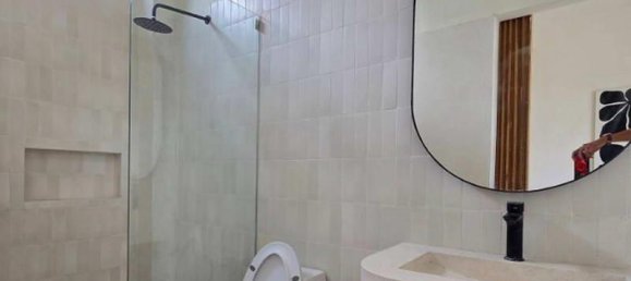 4 bedrooms Villa in South Kuta, Indonesia No. 4533 8