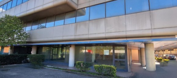 271m² Warehouse in Viareggio, Italy No. 376345 3