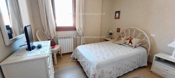 3 bedrooms Penthouse in Certaldo, Italy No. 331241 7