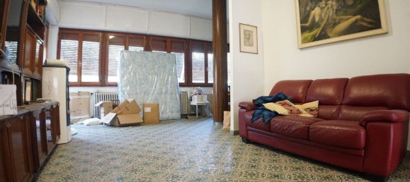 5 Schlafzimmer Villa in Massa, Italy, Nr. 331319 9