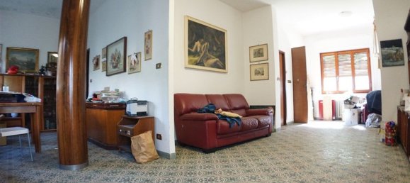 5 Schlafzimmer Villa in Massa, Italy, Nr. 331319 19