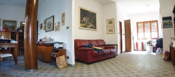 5 Schlafzimmer Villa in Massa, Italy, Nr. 331319 4